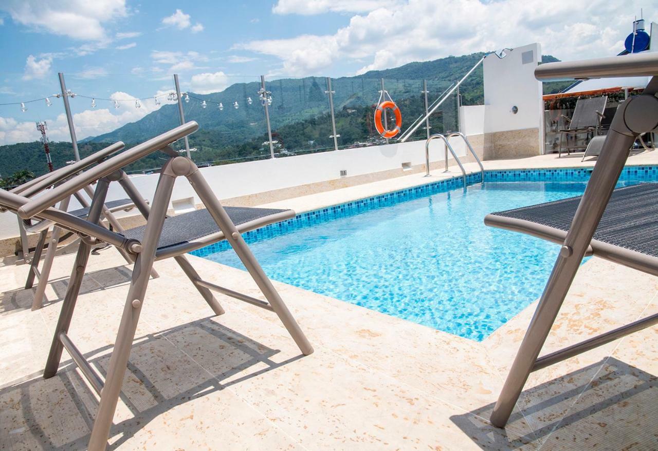 Hotel Grand H&R Villeta Dış mekan fotoğraf